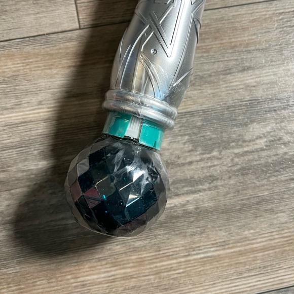 New Disney Mickey Mouse Christmas Wand - Picture 2 of 8